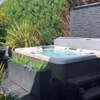 China Garden 5 Seats Luxury Automatic Massage Spa Bathtub Outdoor Hot Tub on sale
