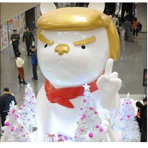 China cartoon Donald trump  statue dog image statue  in  door gate exhibition  fiberglass statue supplier