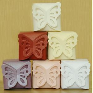 Exquisite Laser Cut Pearlized Paper Wedding Favor Chocolate Boxes