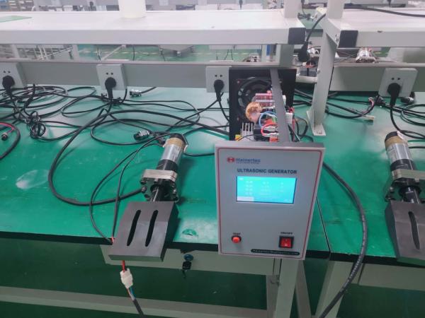 N95 Face Ultrasonic Welding Equipment 2600W 15KHZ With Generator Transducer Horn