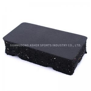 China Anti Slip Interlocking Rubber Floor Tiles , High Density 20mm Rubber Gym Flooring supplier