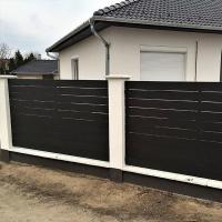 China Villa WPC Fence Panels Security Composite Plastic Wood Fence Boards on sale