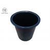 China Les seaux de service en plastique de Cylinderical 16Gallon avec l'OEM du fond plat M70L noircissent wholesale