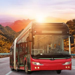 China 18m High End Cathode Coatin Electric BRT ZEV Bus 200 Kw/Rpm 32-50 Seats supplier