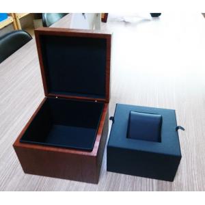 China Wood Watch Case with Walnut Finish, Black Leather Cushion for Single Timepiece supplier