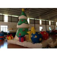 China Xmas Inflatable Christmas Decorations Trees Christmas Yard Blow Ups 4 X 2.8 X 4.5m on sale
