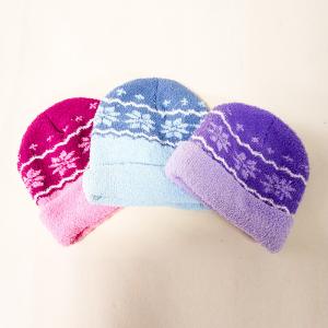 China Cheap high quality factory spplier snowflake striped dots fleece beanie hats caps for kids teenagers supplier