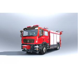 SINOTRUK emergency rescue fire truck diesel rear drive 6 seats 4×2 manual transmission