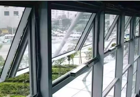 China アルミ 上部吊り窓 粉末噴霧 防音と隔熱機能 wholesale