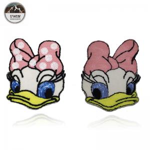 China Fashionable Duck Custom Chenille Patches / Disney Character Patches Sew On Style supplier