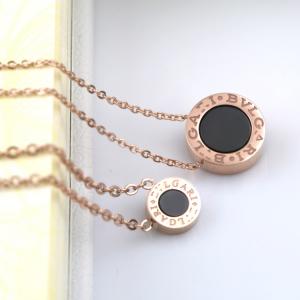 Fashion Pendant Jewelry Women Stainless Steel Necklace with Black Shell, Cluster Choker Necklace