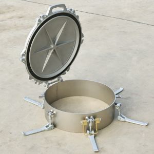 China アルミニウム合金 卸料粉末セメントタンクのための6爪付きの迅速開口マンスホールカバー 頑丈な設計温度 -20°- 70° wholesale