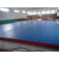 Water Park Gymnastic Pool Mat , Inflatable Air Mat For Tumbling Fire Retardant