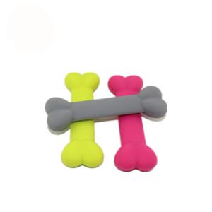 China Bone Shape Pet Play Toys Non - Toxic Silicone Material For Dog Dental Health supplier