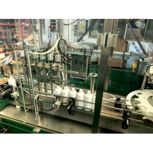 China Machine de remplissage d'huiles essentielles pour flacons en verre et plastique de 5 à 50 ml. Caractéristiques : Pas de flacon, pas de lavage. wholesale