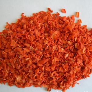 China 25kg/bag Air Dried Carrot Chips Dehydrated Carrot Flakes Nutritious Delicious And Healthy supplier