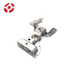 China Support bracket Lower radiator support tie bar bracket OE LR143161 for Land Rover Front bumper mounting bracket wholesale