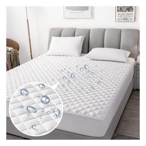 Solid Color Nondisposable Bed Protector for a Healthy and Clean Sleeping Environment