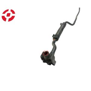 China Engine coolant overflow hose for Land Rover Expansion tank PIPE OE LR135919 Overflow hose pipe wholesale