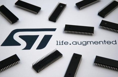 China STMicroélectronique STM32F100C8T6B en Chine Ic Chip 32F100C8T6B carte de microcontrôleur avec pavé tactile wholesale