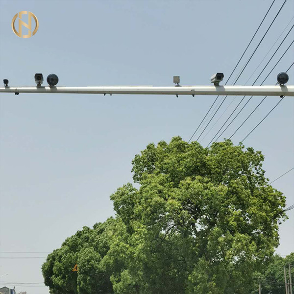 China 6MX12M Traffic Light Pole   O pó revestiu o aço octogonal Polo personalizou supplier
