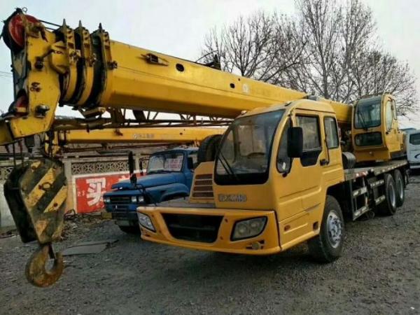 230hp XCMG Used Crane Truck 16t Lifting Capacity With Excellent Lifting