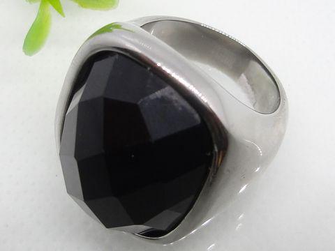 Большое черноты кольцо 1140528 драгоценного камня Семи