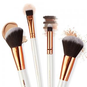 High quality Wood Handle Makeup Brushes Fan Brush best make up brush