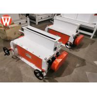 China 5.5KW 4T/H Poultry Feed Pellet Crumbler Machine Three Roller Type on sale