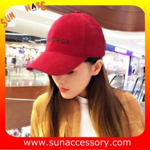 Gorras de béisbol rojas modificadas para requisitos particulares accesorias de la moda de QF17008 Sun para las muchachas, casquillos en existencia MOQ solamente 3 PC