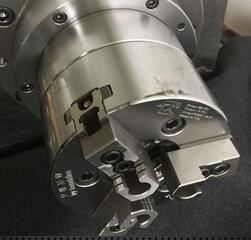 KM No torsion of workpieces will be caused during machining because heavy duty