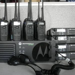 Motorola DR3000 25W DMR Digital Wireless Repeater with IPX6 Water Resistance and 0-50km Range Two Way Radio