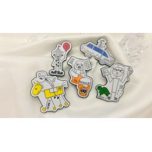 China Custom Lapel Pin and Metal Badge with 2D/3D Design Epoxy Coating and Zinc Alloy Material wholesale