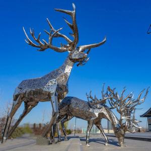 China Mirror SS Garden Animal Sculptures Realistic Metal Deer Garden Sculptures supplier