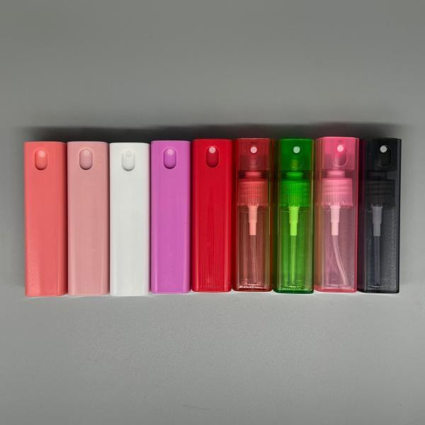Botella cosmética de 10 ml de forma cuadrada con pluma de perfume de plástico con bomba de pulverización
