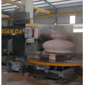 China 精密金属柱プロファイリングマシン 12.5kWの電力 / 速度 低騒音レベル wholesale