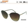 China Fashionable sunglasses raban style ,made of metal,suitable for men and women wholesale