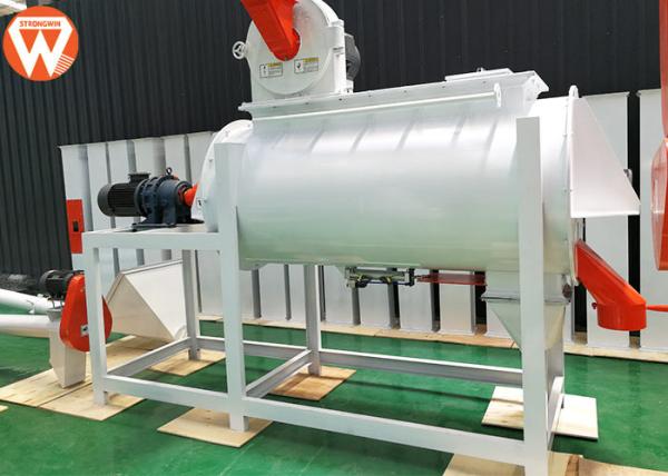1T/H牛は縦のPulverizerの密集した構造が付いている製造機械に与える