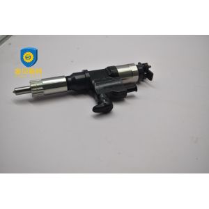 China ENFERMEZ l'ASM 8-97329703-4/873364445 de bec d'injecteur de carburant d'ISUZU du moteur CS240 8-97329703-4 supplier