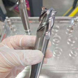 China OEM Smooth Surface Aluminum End Mill For Precision And Volume Machining wholesale