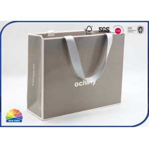 Pantone Printed Clothes Shopping Bags Glossy Paper Customized Logo