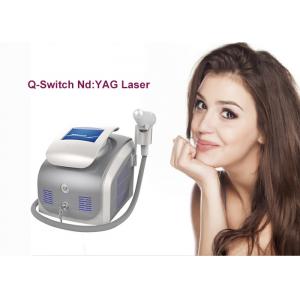 China Compact Q Switched Nd Yag Laser Tattoo Removal Machine 1 - 10Hz Frequency supplier