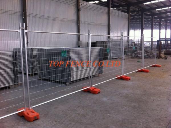 No Color Fading Temporary Dog Fence Portable Dog Fence For Large Dogs