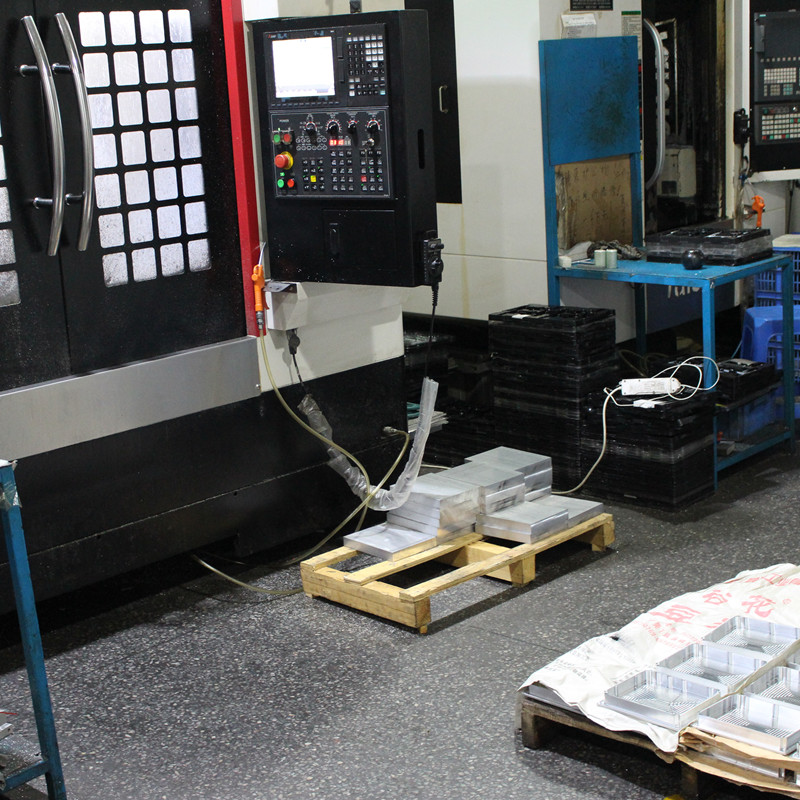 China Componentes de trituração feitos sob encomenda do CNC, fabricação rápida de trituração de alumínio do protótipo das peças supplier