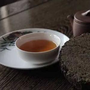 China Pure Nature Black Tea Brick With Raw Dark Green Tea For Slimming supplier