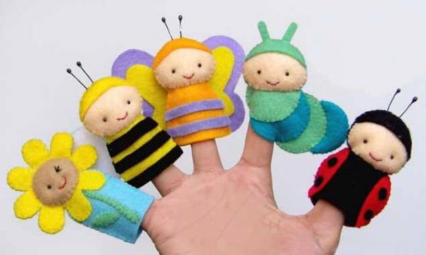 Cute Honeybee Plush Finger Puppets / Kids Finger Puppets Felt OEM