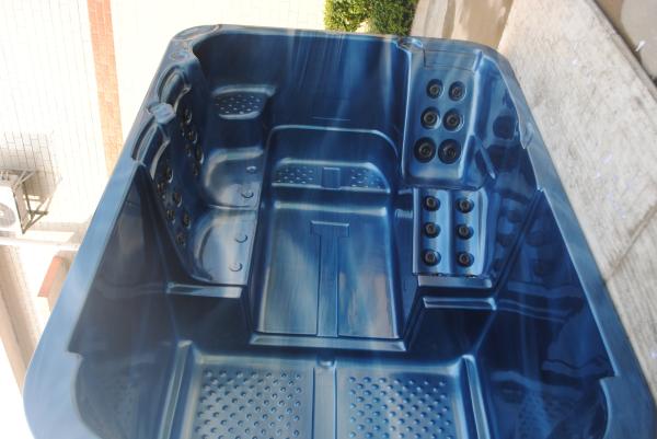 Swim Whirlpool Massage Bathtub Outdoor Spa with Balboa Control and RCD Protected Circuits