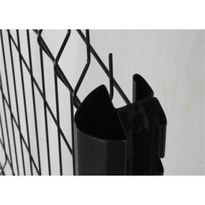 China Peach Post Zinc Plated V Mesh Security Fencing supplier