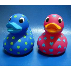 Lovely Heart Shaped Custom Rubber Ducks Pink / Blue Color Toys Retail EN71