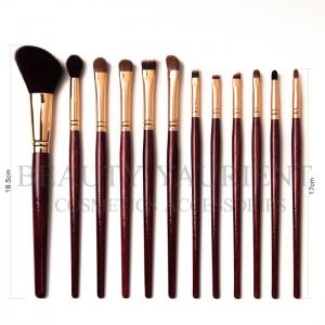 China 12pcs Handcrafted Cosmetic Makeup Brush Set Face Paint Brushes Set 20.5cm Length supplier